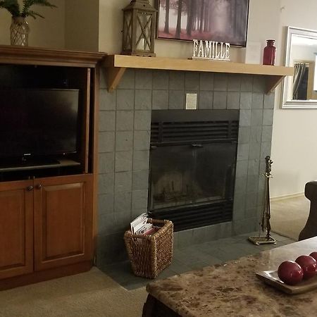2 Bedroom Condo In Pedestrian Village By Amazing Property Rentals Mont-Tremblant Eksteriør billede