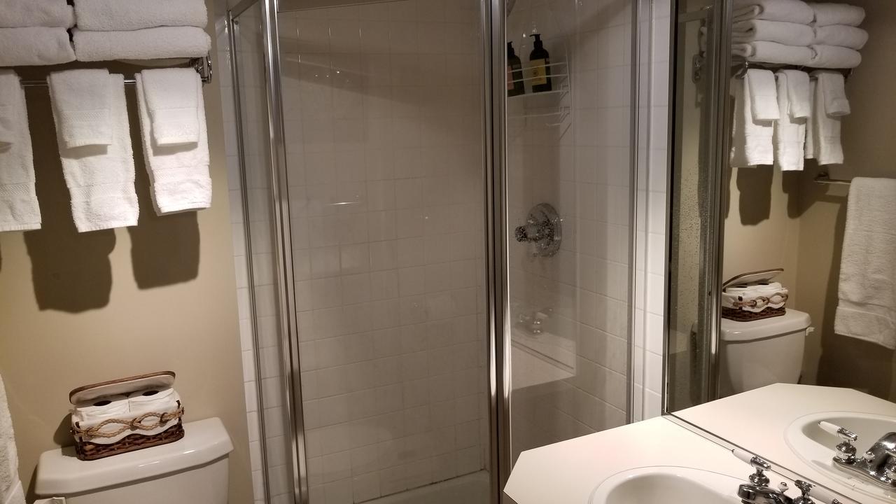 2 Bedroom Condo In Pedestrian Village By Amazing Property Rentals Mont-Tremblant Eksteriør billede